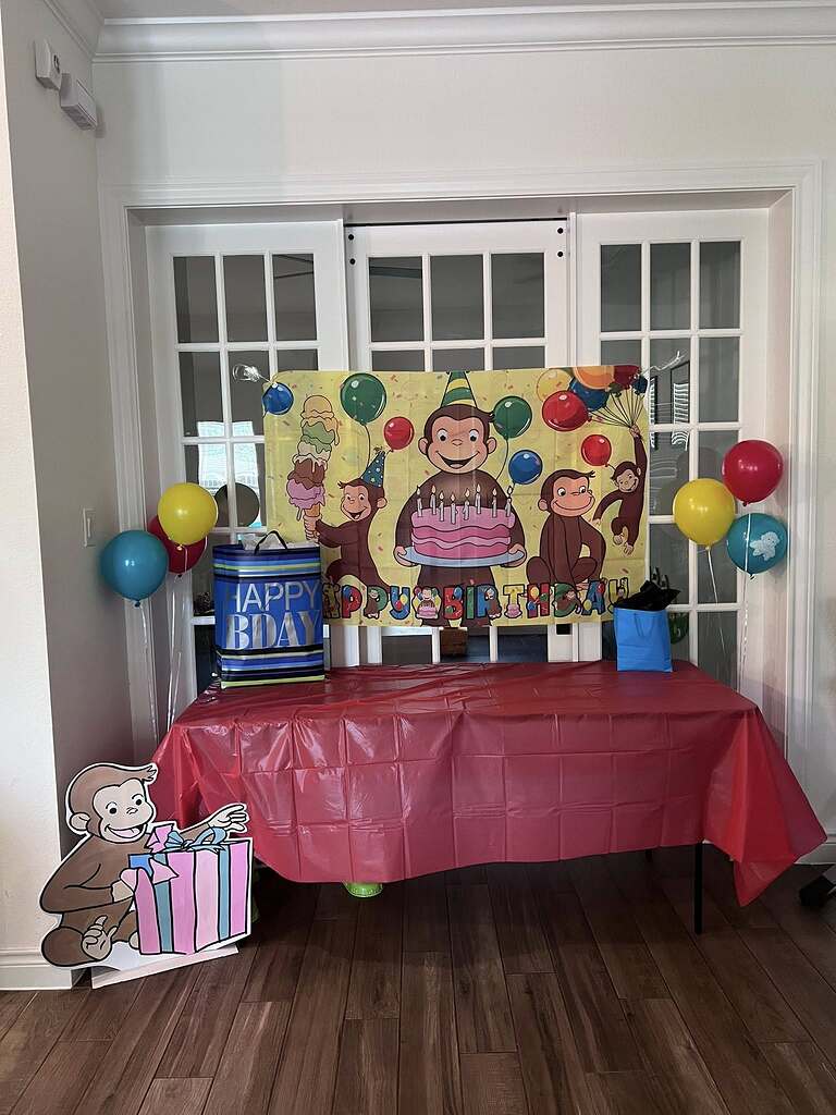1 - Curious George for one year birthday - Photo Area