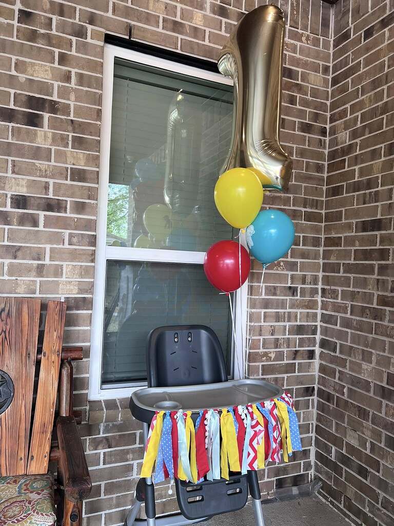 9 - Curious George for one year birthday - Seating Area - Birthday Baby’s High Chair